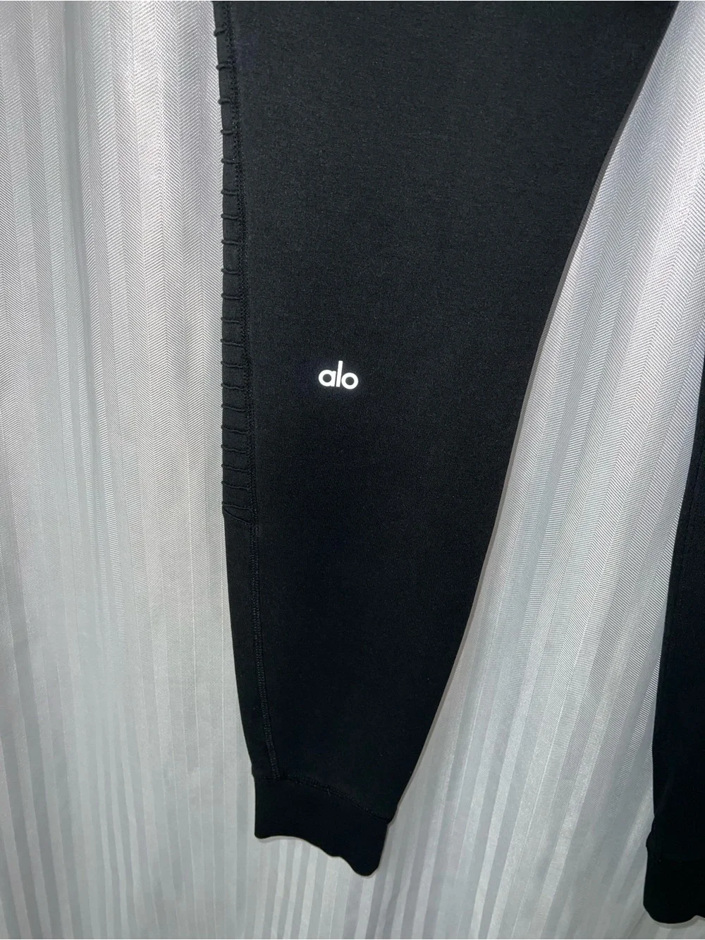 ALO Yoga Blac Urban Moto-Style Joggers size S
